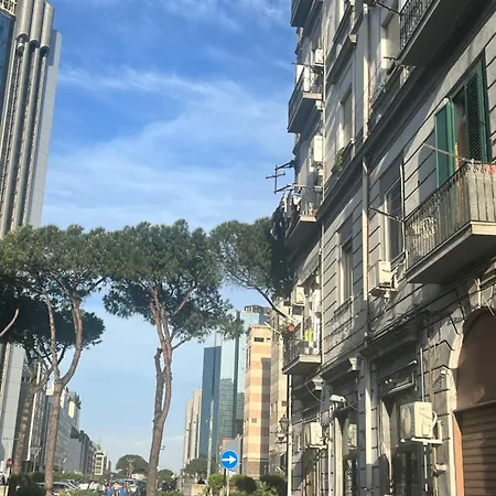 Bruno House 4* Neapol