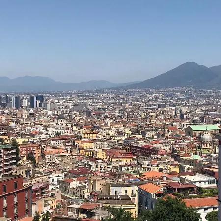 לינה וארוחת בוקר Bruno House נאפולי