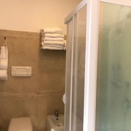 Bruno House לינה וארוחת בוקר