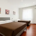 Bruno House 4* Neapol
